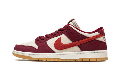 Nike SB Dunk Low Skate Like a Girl