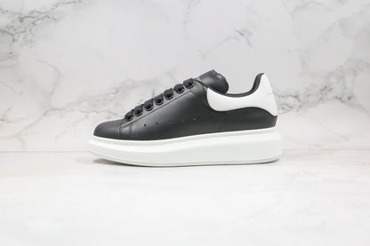 Alexander McQueen Oversized Black White