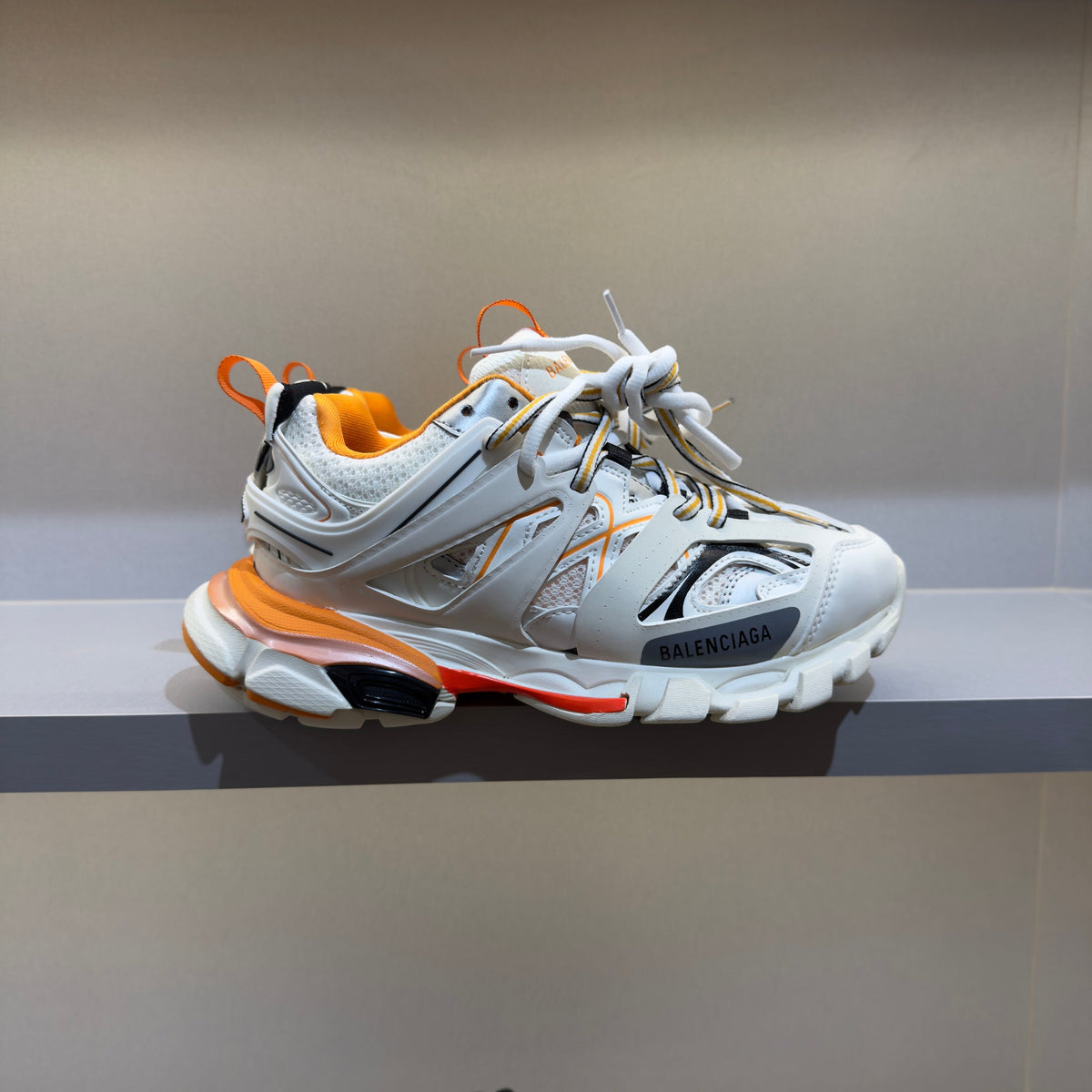 Balenciaga Track White Orange (Envio imediato)