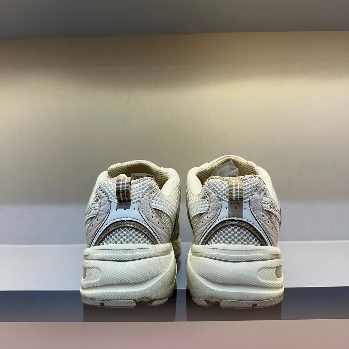 New Balance 530 Beige Angora (Pronta Entrega)