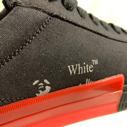 Off-White Vulc Low Black White Arrow (Pronta Entrega)