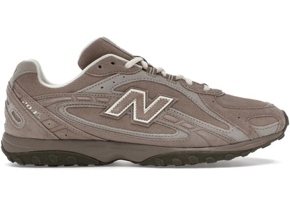 New Balance 204L Mushroom Arid Stone